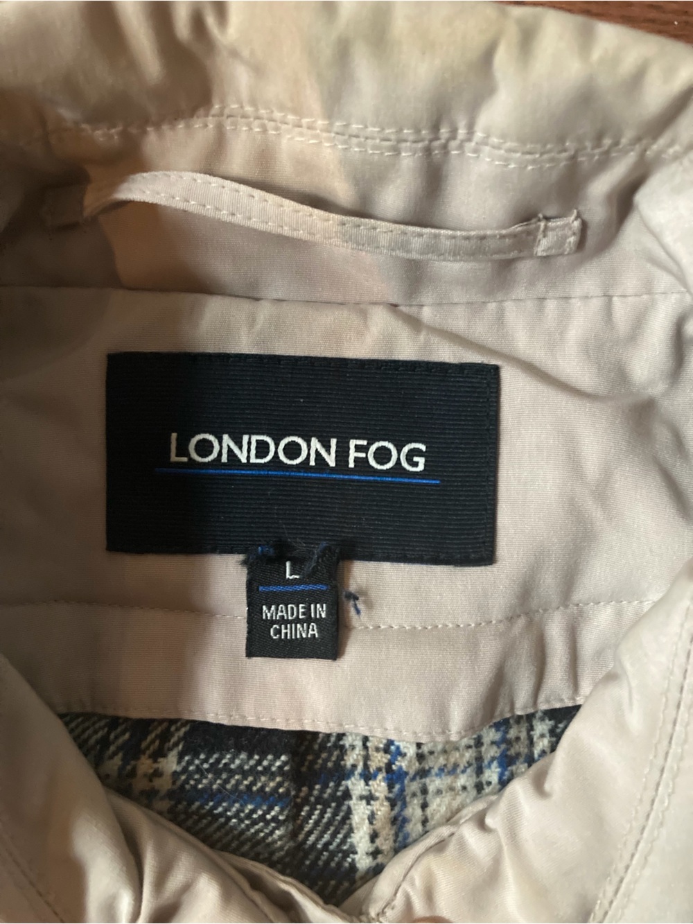 London Fog Women's Light Beige Double-Breasted Trench Coat with Belt - Picture 3 of 3